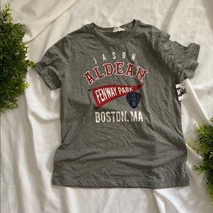 Jason Aldean Fenway park tshirt grey size m